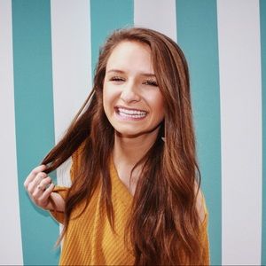 Meet your Posher, Mallory